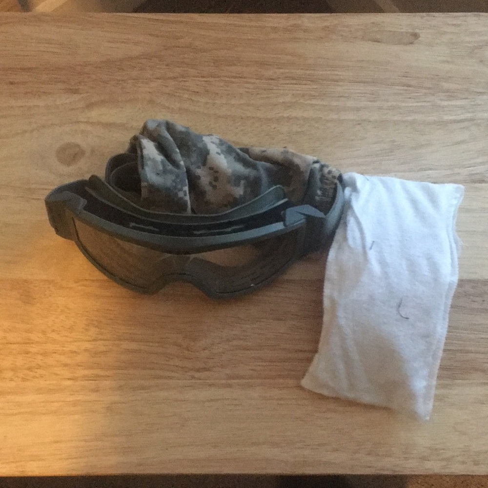 ESS Goggles - Picture 3 of 4